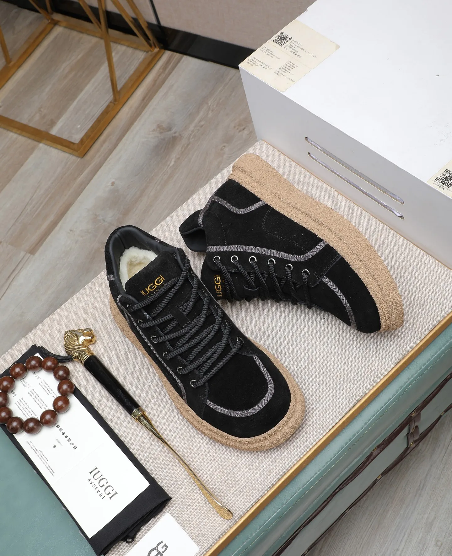Men's shoes 💰600 IUGGI new retro presbyopia men's shoes, casual and versatile, full of high-end sense, fashionable, luxury and personalized style, joint style, retro presbyopia factor, full of handsome style, first layer suede cowhide, wool lining, rubber outsole, light and non-slip size: 39-44